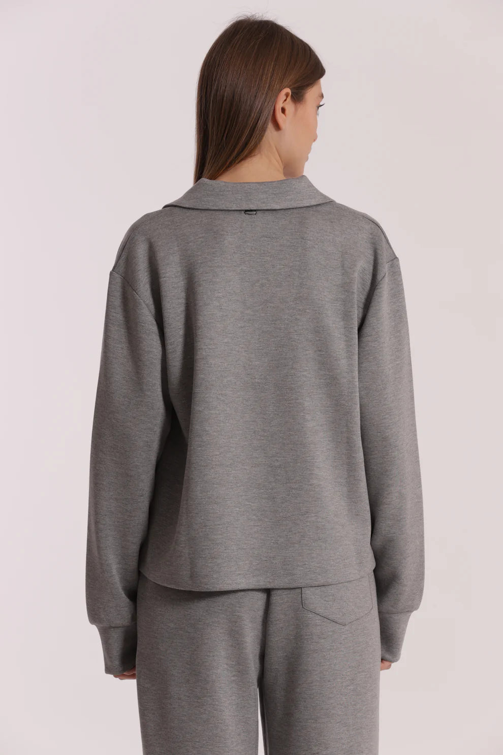 Felpa con scollo a V e logo gioiello Mimi Mua