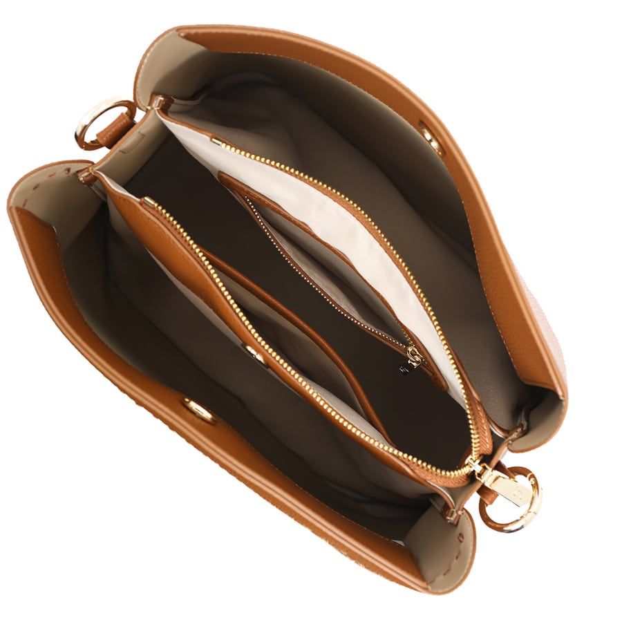 By Byblos borsa a spalla donna dal design essenziale e contemporaneo CUOIO TU | Giò Fashion