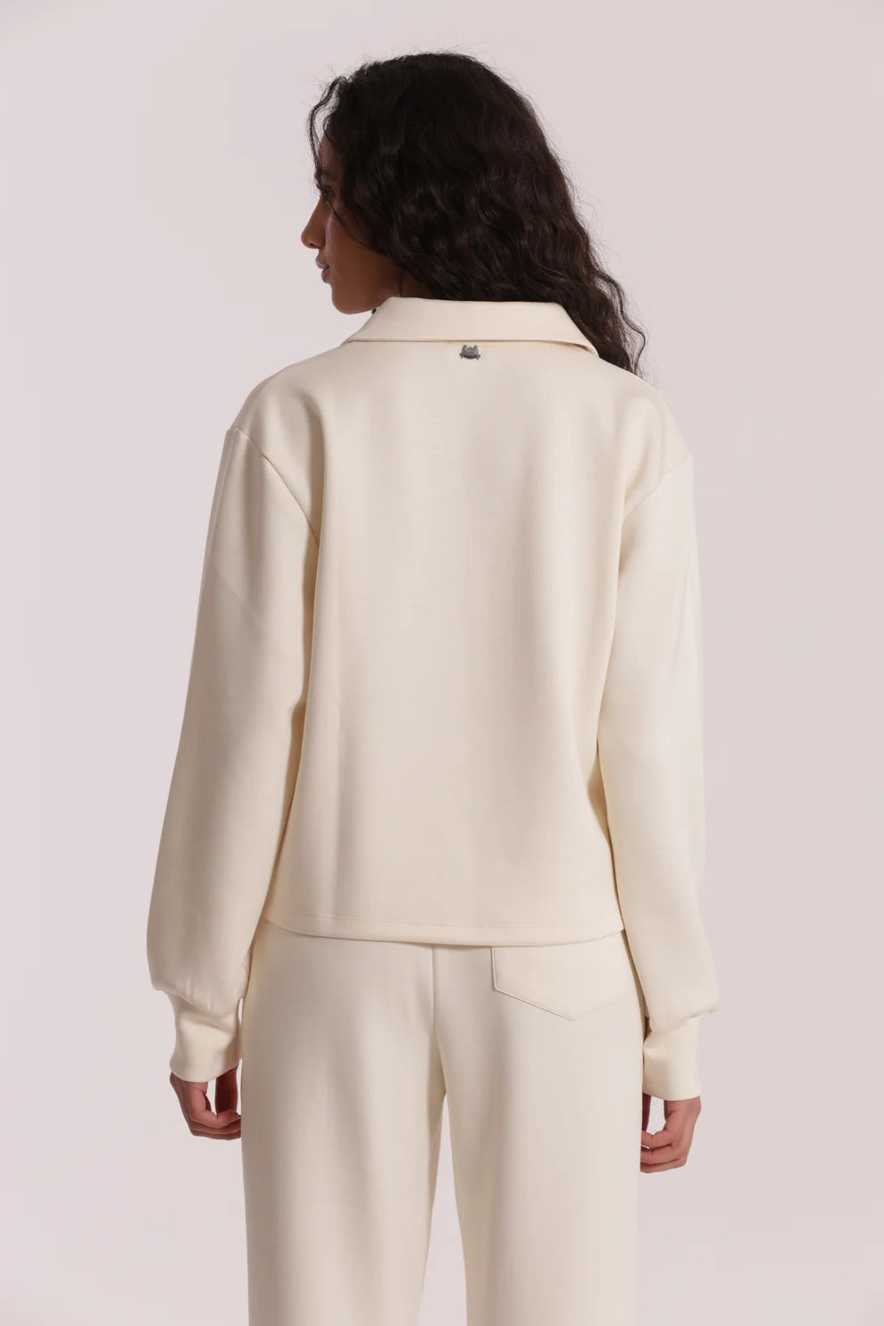 Felpa con scollo a V e logo gioiello Mimi Mua