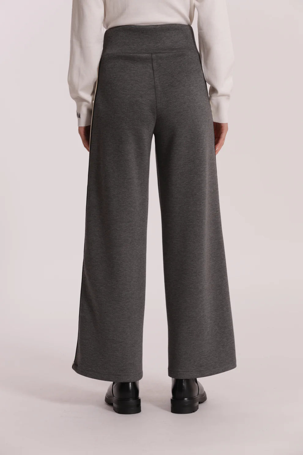 Pantaloni larghi con bande laterali Mimi Mua