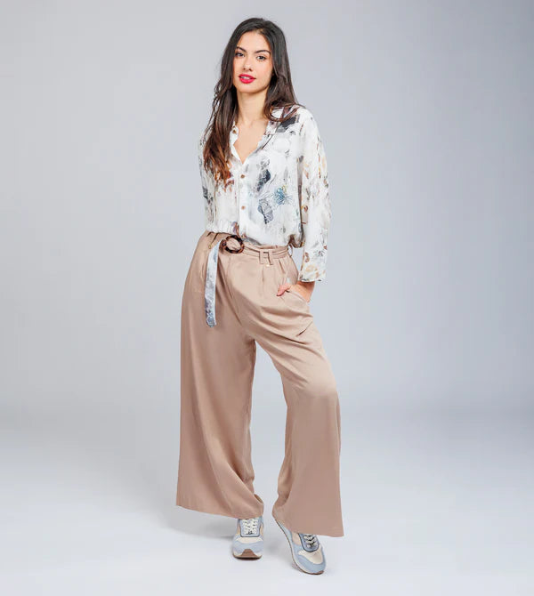 Pantalone palazzo Anekke con cintura e vestibilità ampia
