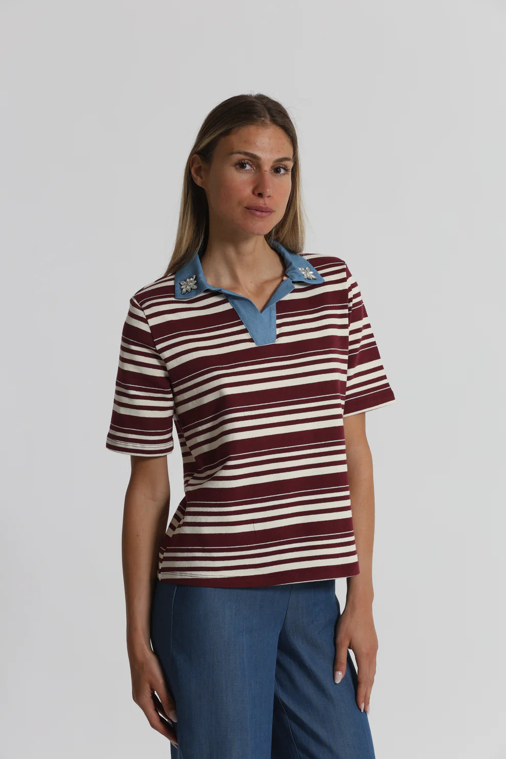 Polo donna a righe con colletto a contrasto stile casual chic BORDEAUX/PANNA XL | Giò Fashion