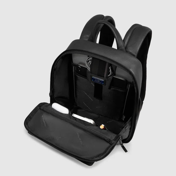 Zaino Porta PC in Pelle Piquadro con Shock Absorber e Comparto Viaggio NERO TU | Giò Fashion