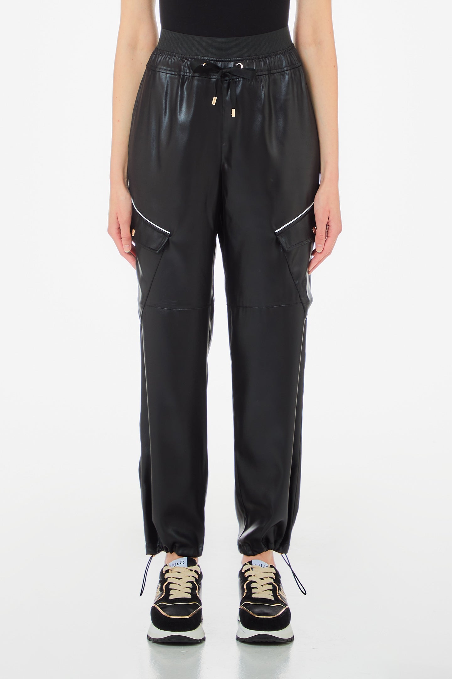 Pantaloni jogger in ecopelle con tasche a zip di Liu Jo