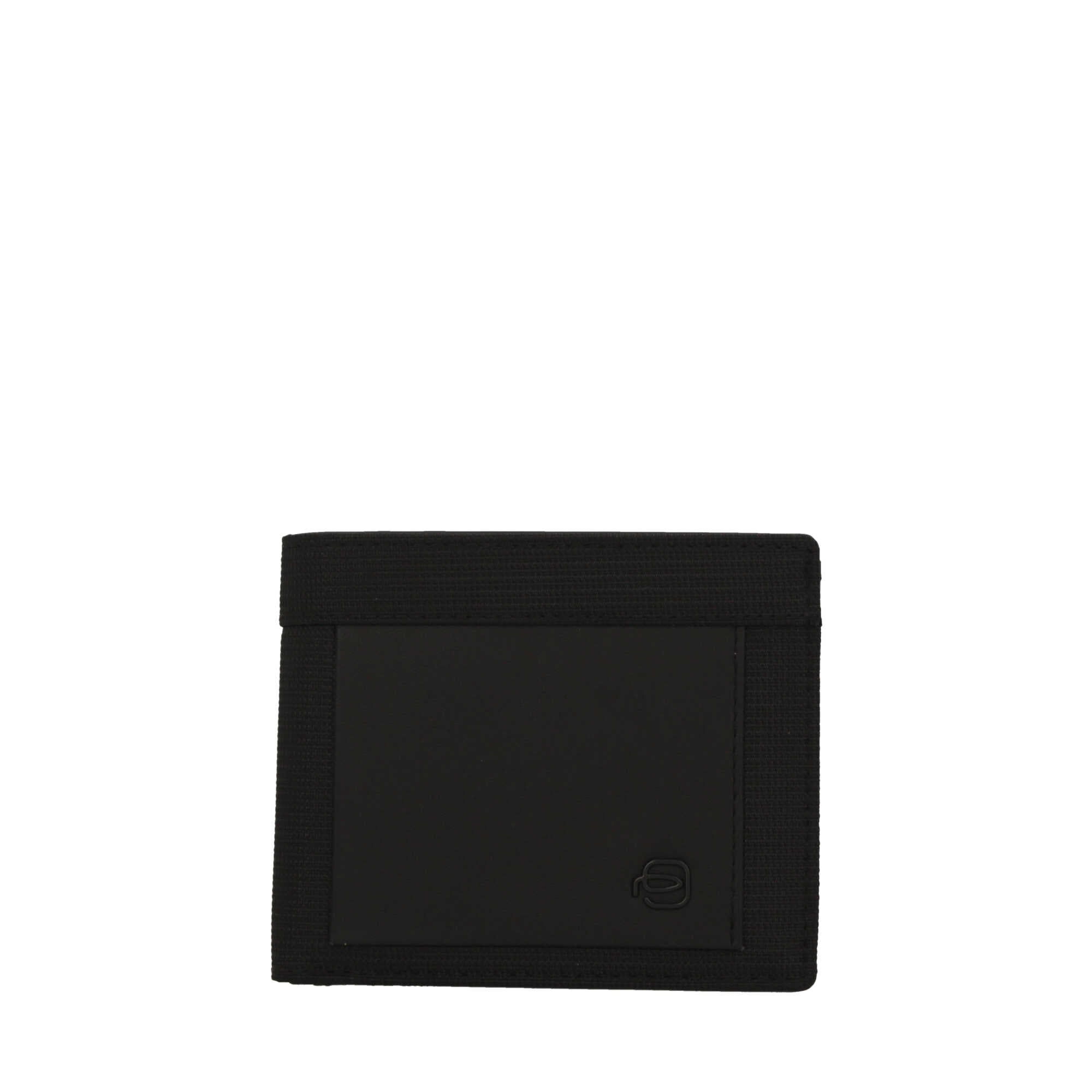 Portafoglio Piquadro in pelle con scomparti organizzati e design elegante