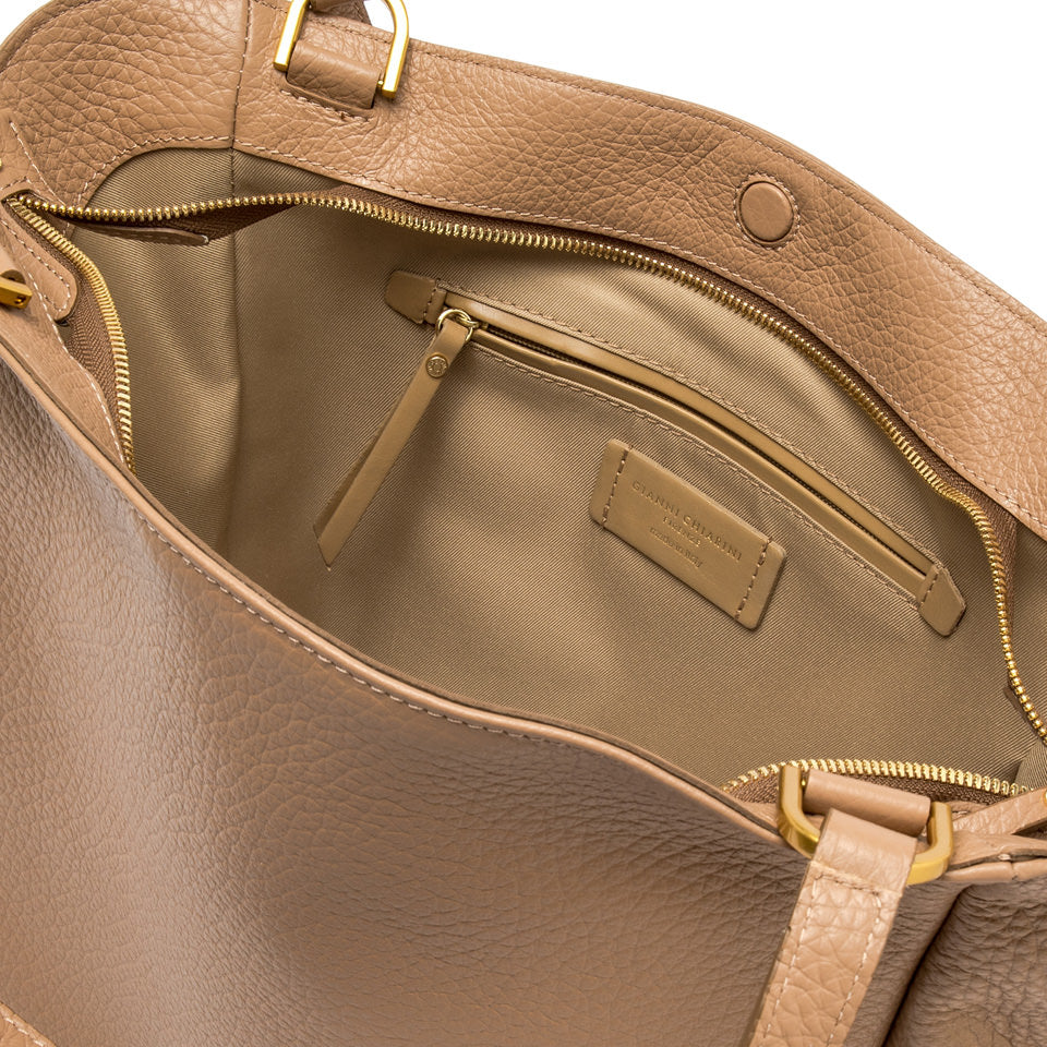 Borsa Shopper Gianni Chiarini Cecile in pelle martellata TAN TU | Giò Fashion