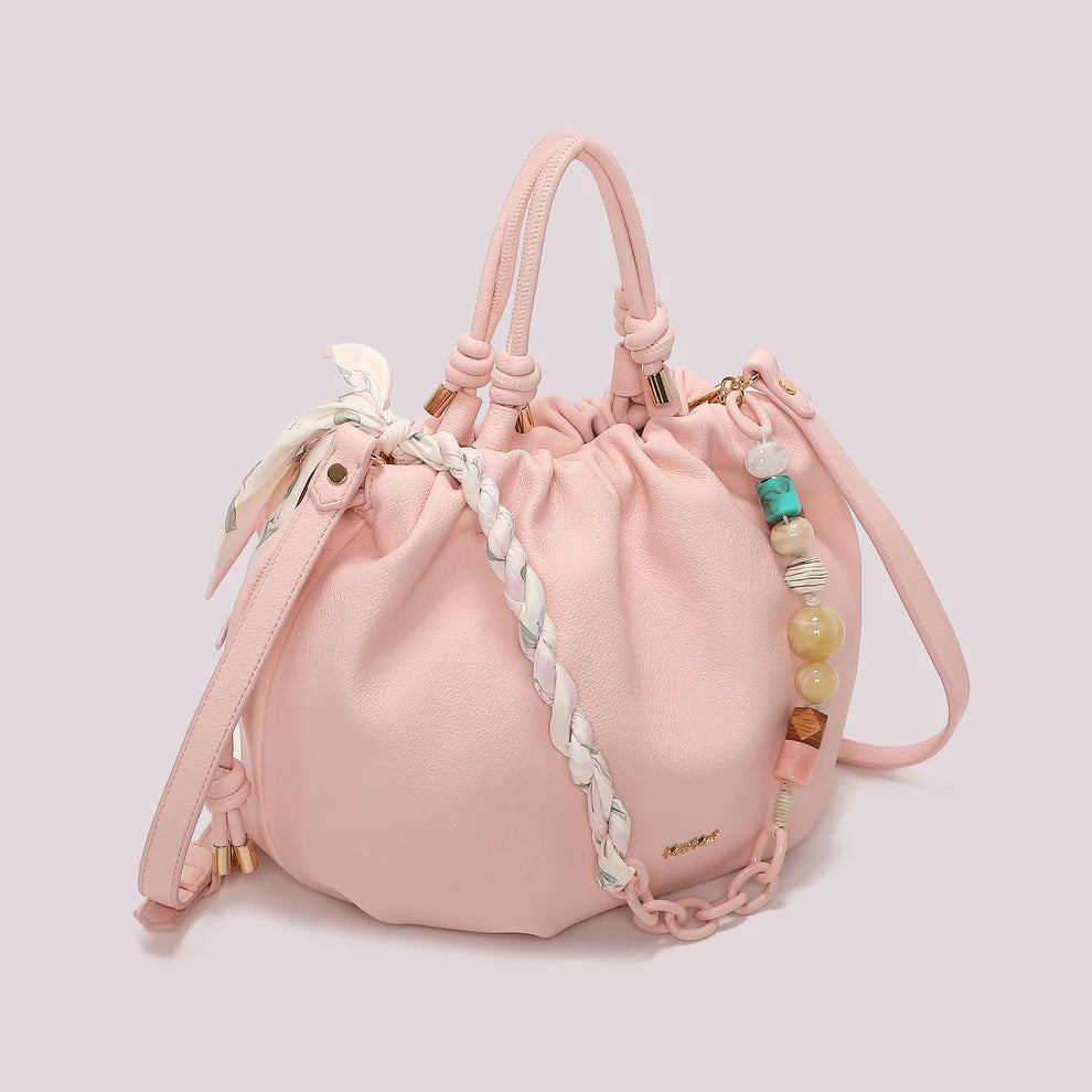 Mimi Mua borsa a mano morbida con charms decorativi e tracolla