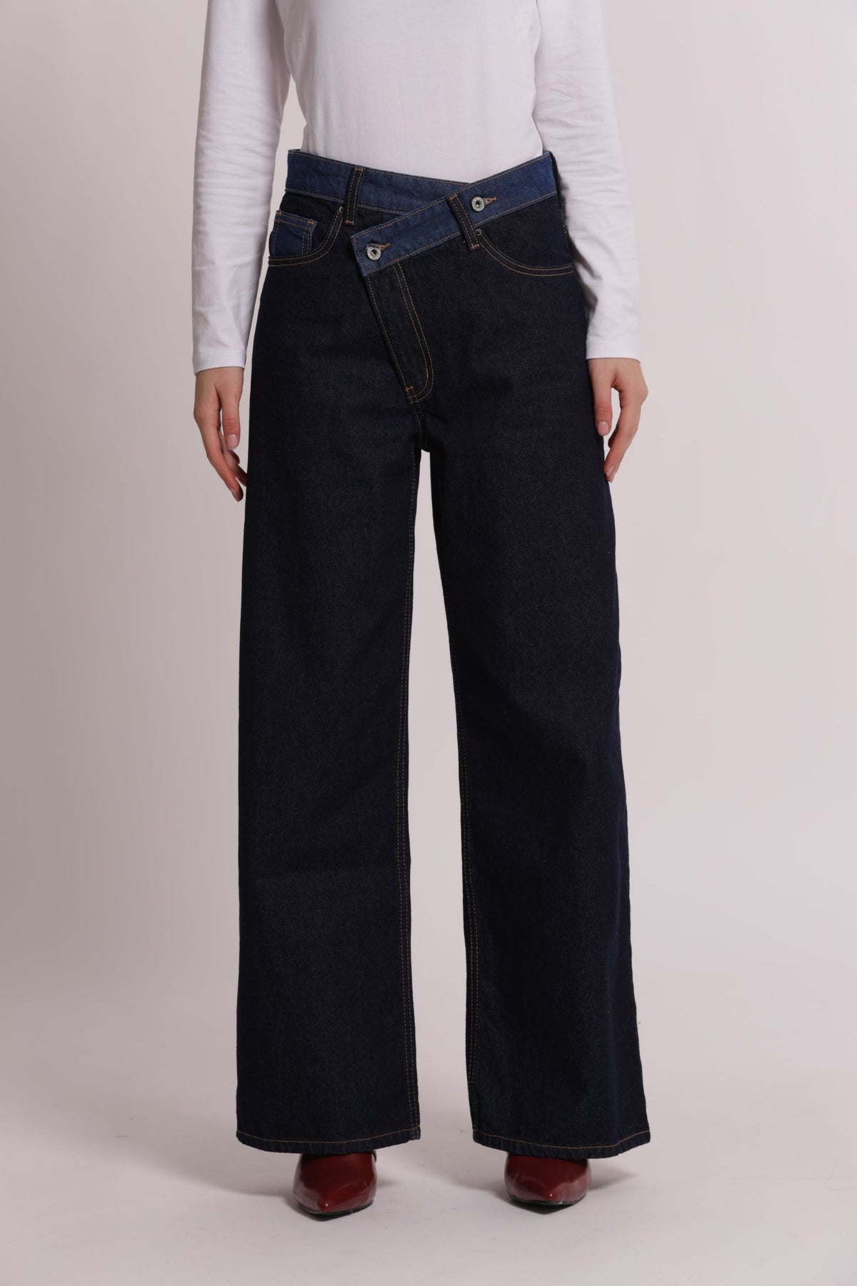 Jeans Donna Mimi Mua a Gamba Larga con Vita Incrociata
