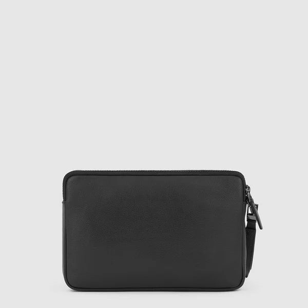 Pochette Piquadro in pelle con porta iPad mini e 8 fessure carte di credito NERO TU | Giò Fashion