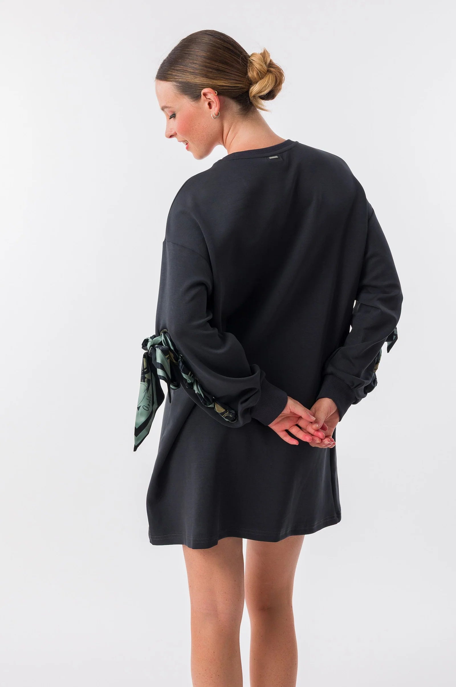 Abito Donna Anekke Oversize con Nastri Decorativi sulle Maniche