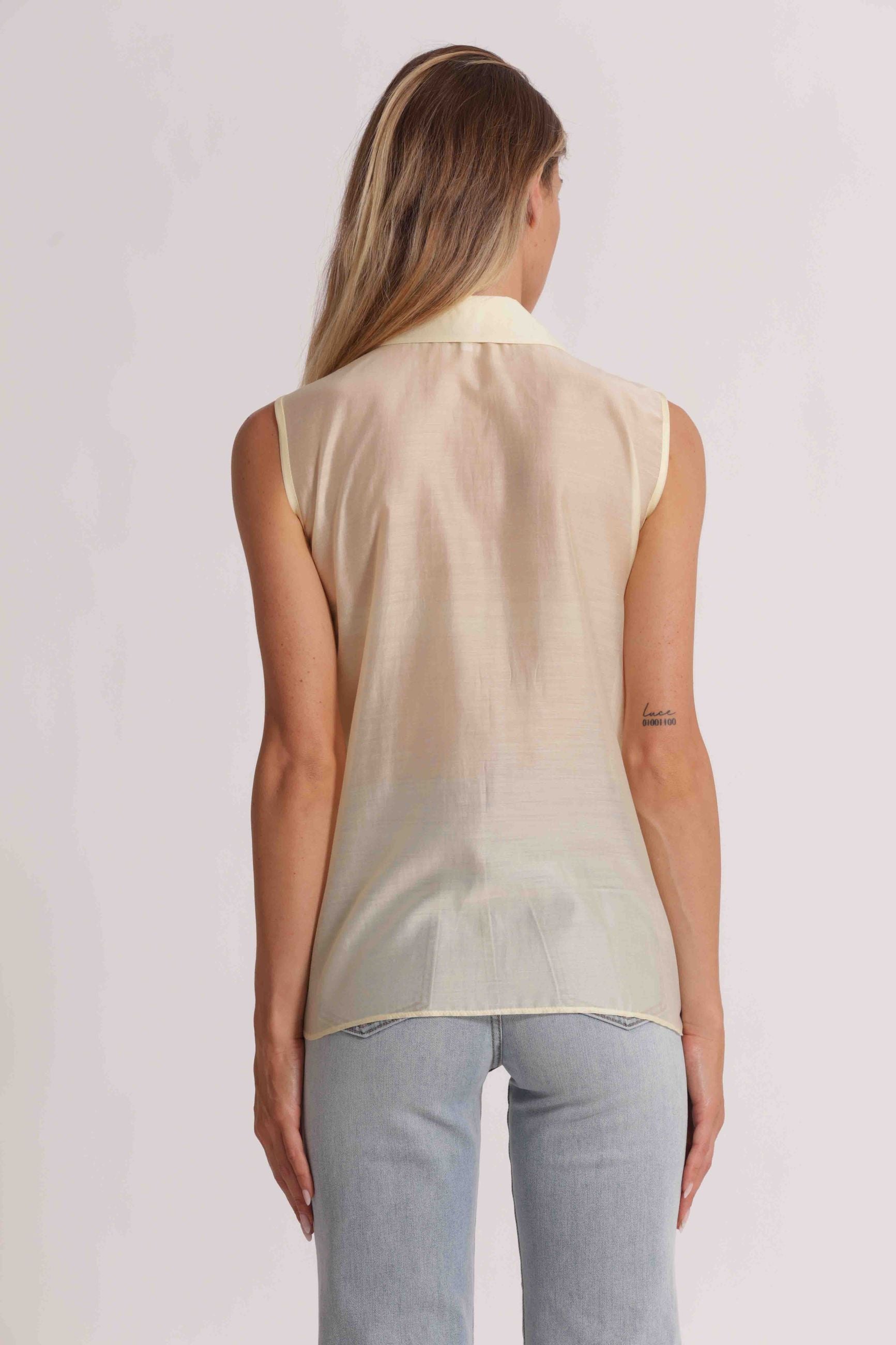 Mimi Mua camicia donna smanicata fluida con tasche frontali elegante ROCCIA S | Giò Fashion