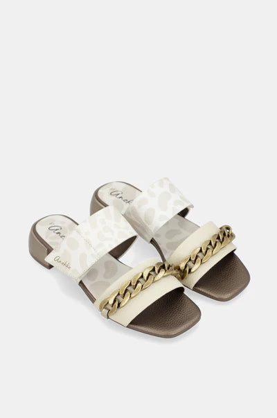 Ciabatte donna Anekke con fasce incrociate e catena decorativa Bianco 41 | Giò Fashion