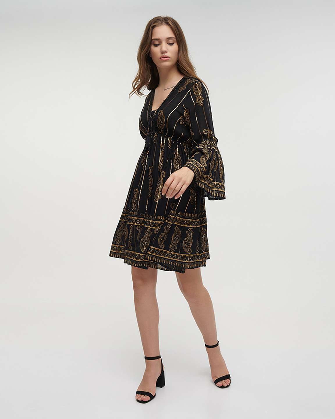 Ble Resort Collection Abito Corto a Maniche Lunghe con Lurex