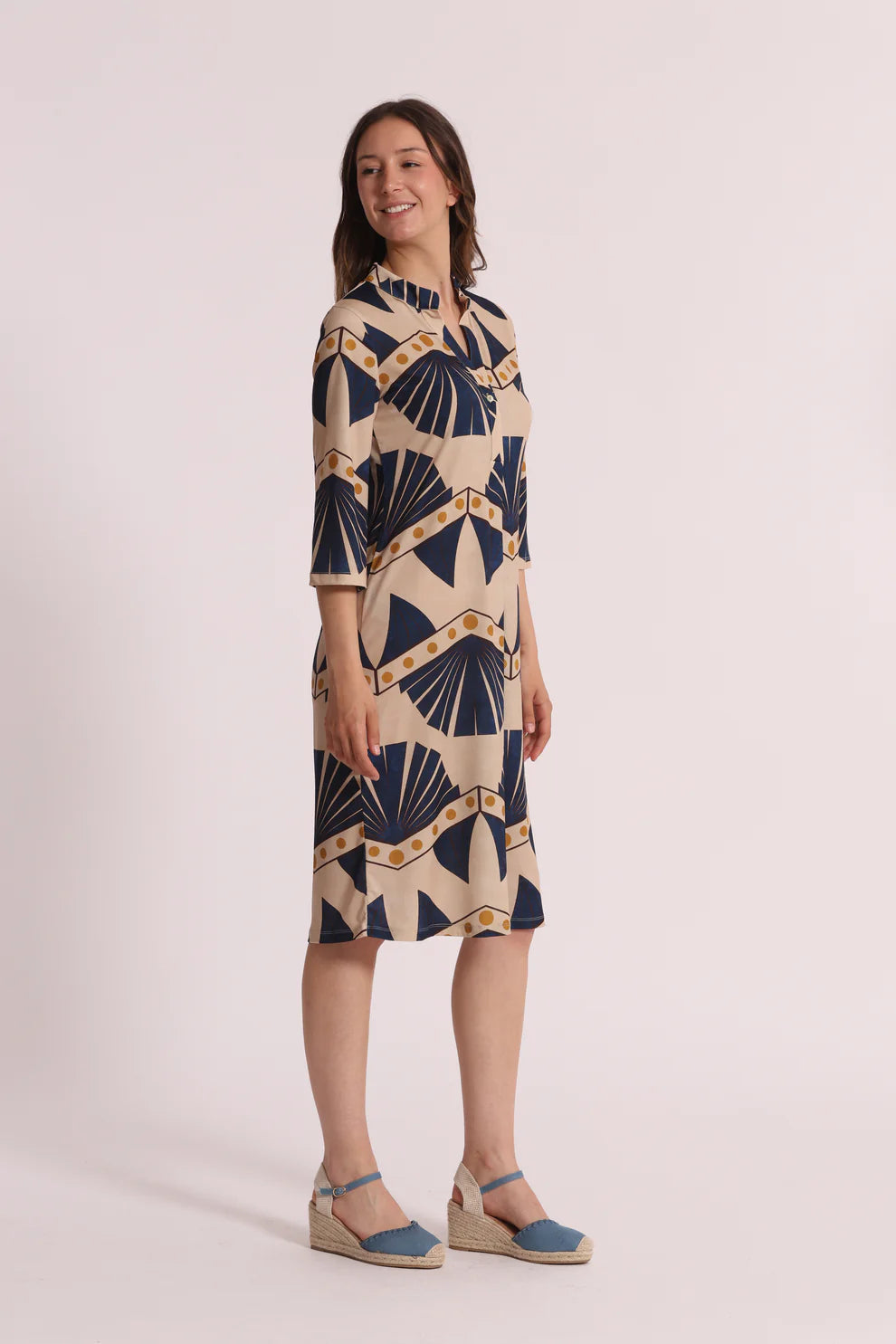 Abito donna Mimi Mua fantasia geometrica con scollo a V e maniche tre quarti