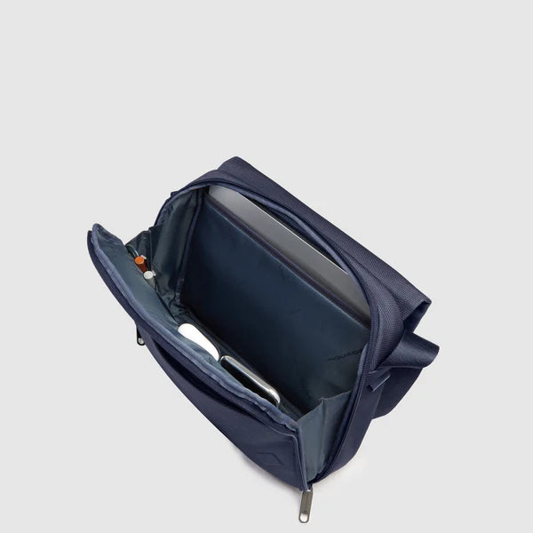 Borsa a tracolla Piquadro in pelle e tessuto porta iPad con tasche organizzate BLU TU | Giò Fashion