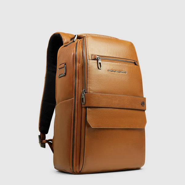 Zaino Piquadro in pelle porta PC 14 pollici con comparto viaggio e doppio scomparto organizzato Beige TU | Giò Fashion