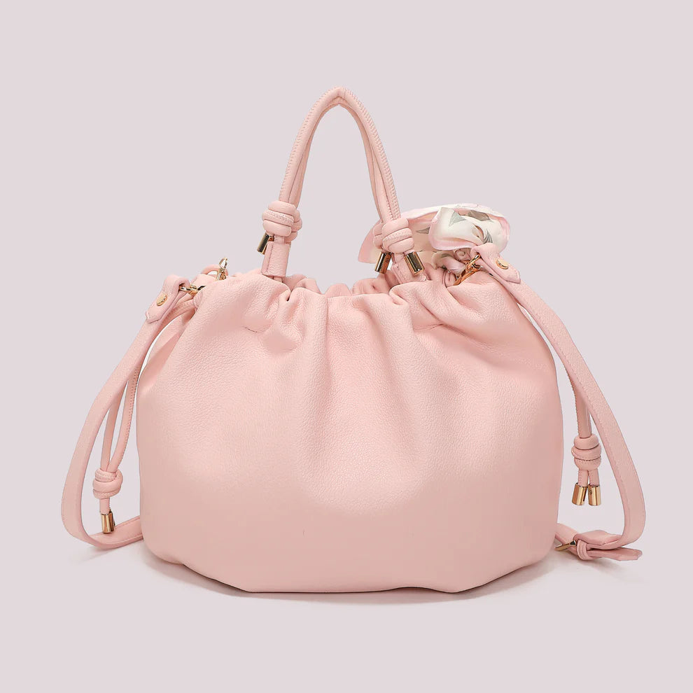 Mimi Mua borsa a mano morbida con charms decorativi e tracolla