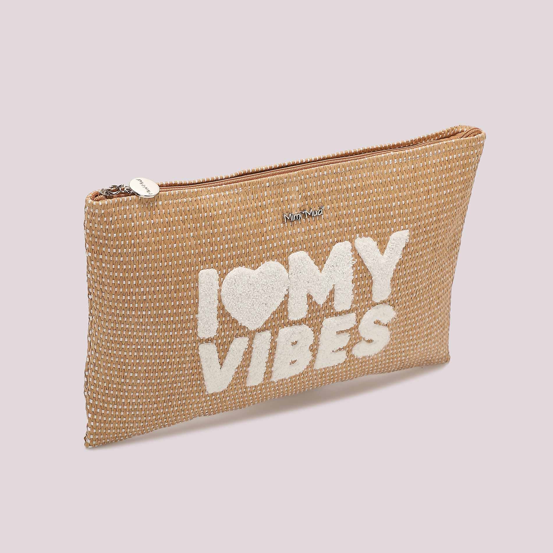 Mimi Mua pochette mare I Love My Vibes in tessuto intrecciato