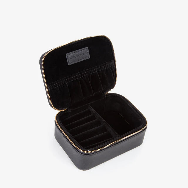 Valentino porta gioielli rigido in saffiano con chiusura zip VPG9MF831 NERO TU | Giò Fashion