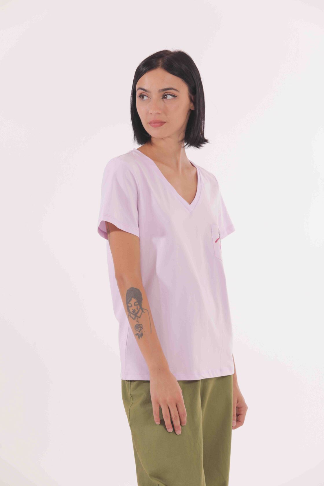 T-shirt con Scollo a V e Stampa Mimi Mua