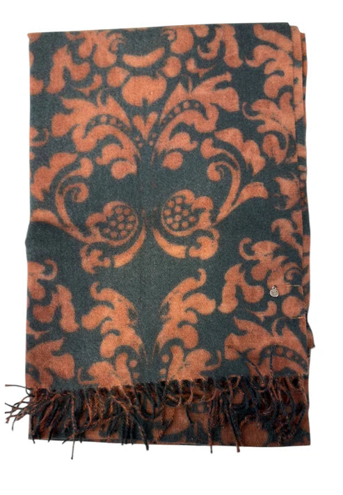 Sciarpa Y Not con frange e motivo barocco
