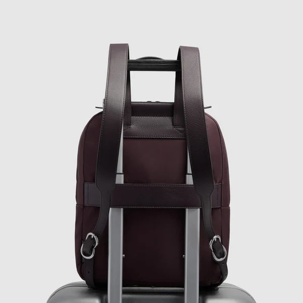 Piquadro zaino in pelle con scomparto per iPad Pro 12.9" e protezione RFID