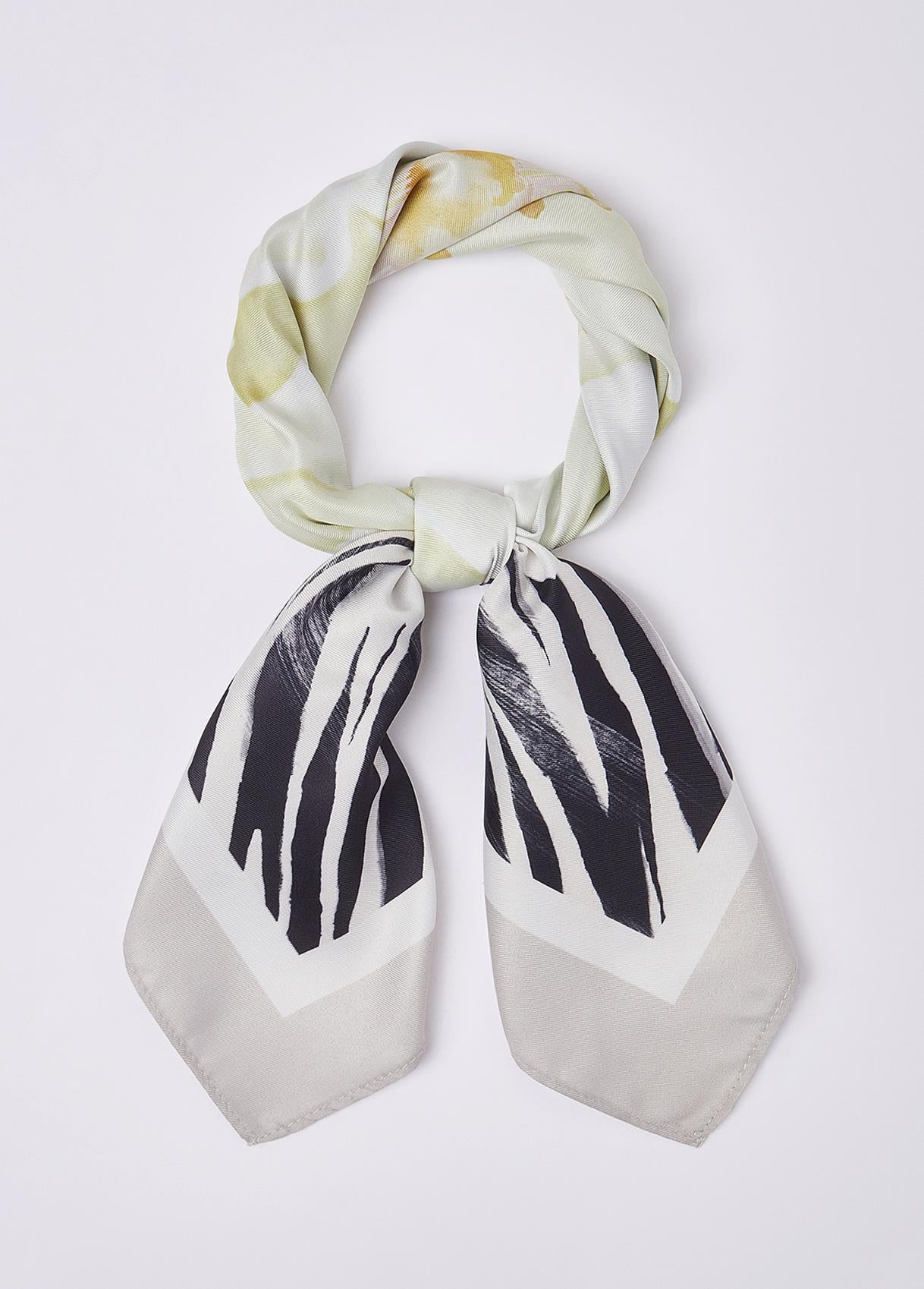 Foulard Liu Jo donna con stampa floreale e logo Peonia TU | Giò Fashion