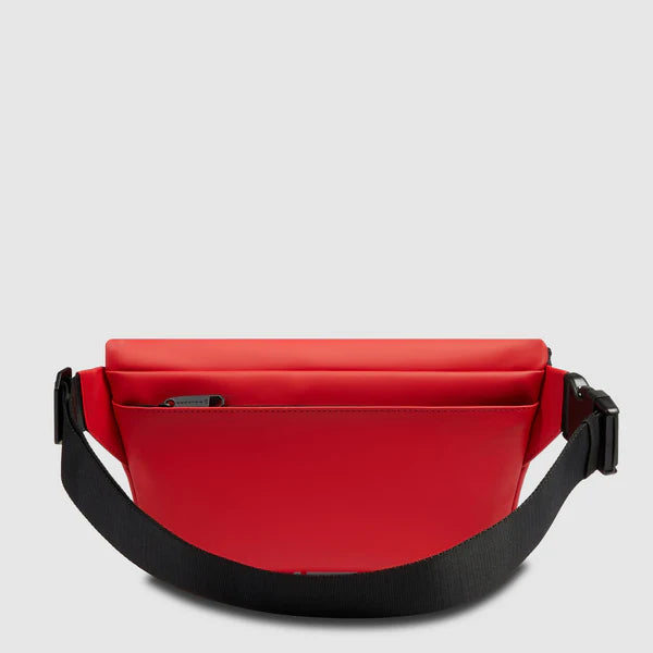 Marsupio Piquadro Ducati in materiale tecnico con dettagli sportivi Rosso TU | Giò Fashion