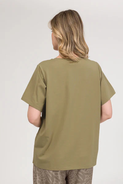 Anekke t shirt donna con logo decorativo frontale stile casual chic Verde S/M | Giò Fashion