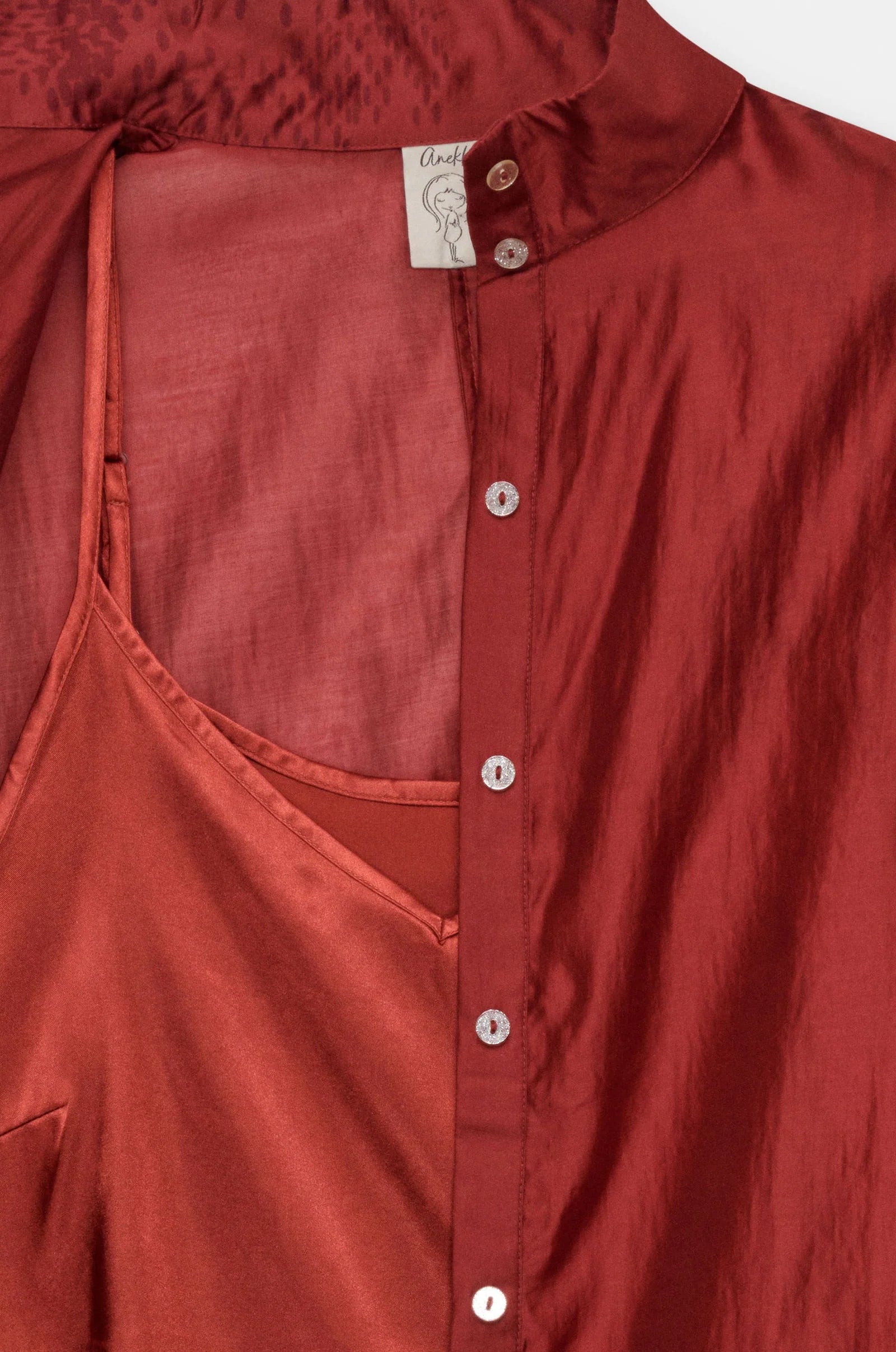 Camicia Donna Anekke Fluida con Maniche Ampie e Vestibilità Elegante