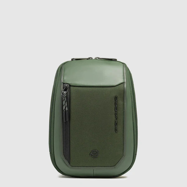 Borsello Piquadro in pelle e tessuto porta iPad Mini con tracolla cucita VERDE TU | Giò Fashion
