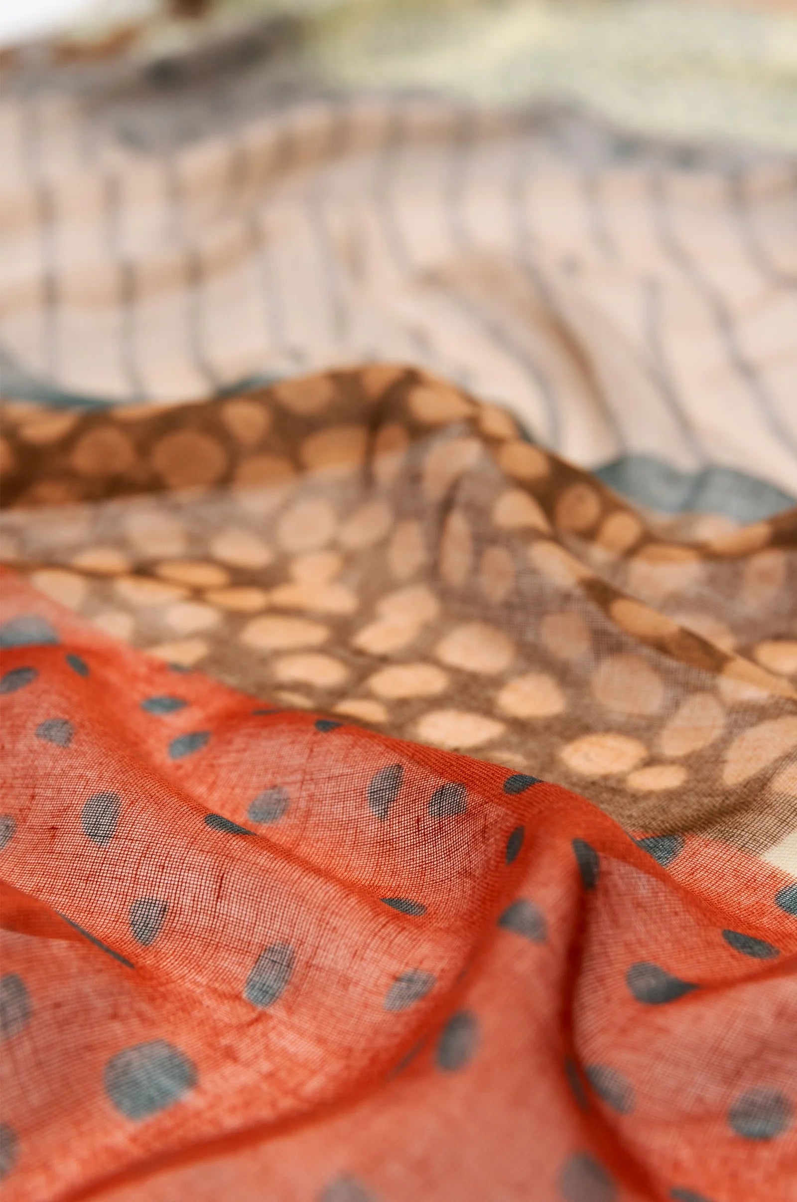 Foulard Donna Anekke Leggero e Versatile
