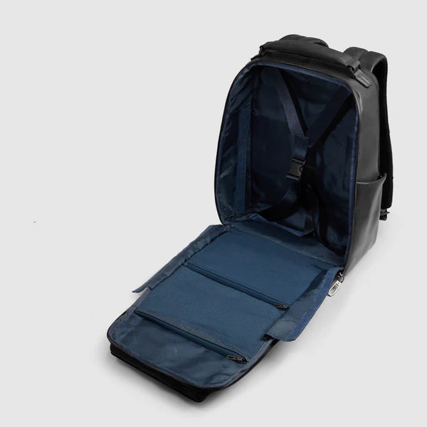 Zaino Piquadro in pelle porta PC 14 pollici con comparto viaggio e doppio scomparto organizzato NERO TU | Giò Fashion
