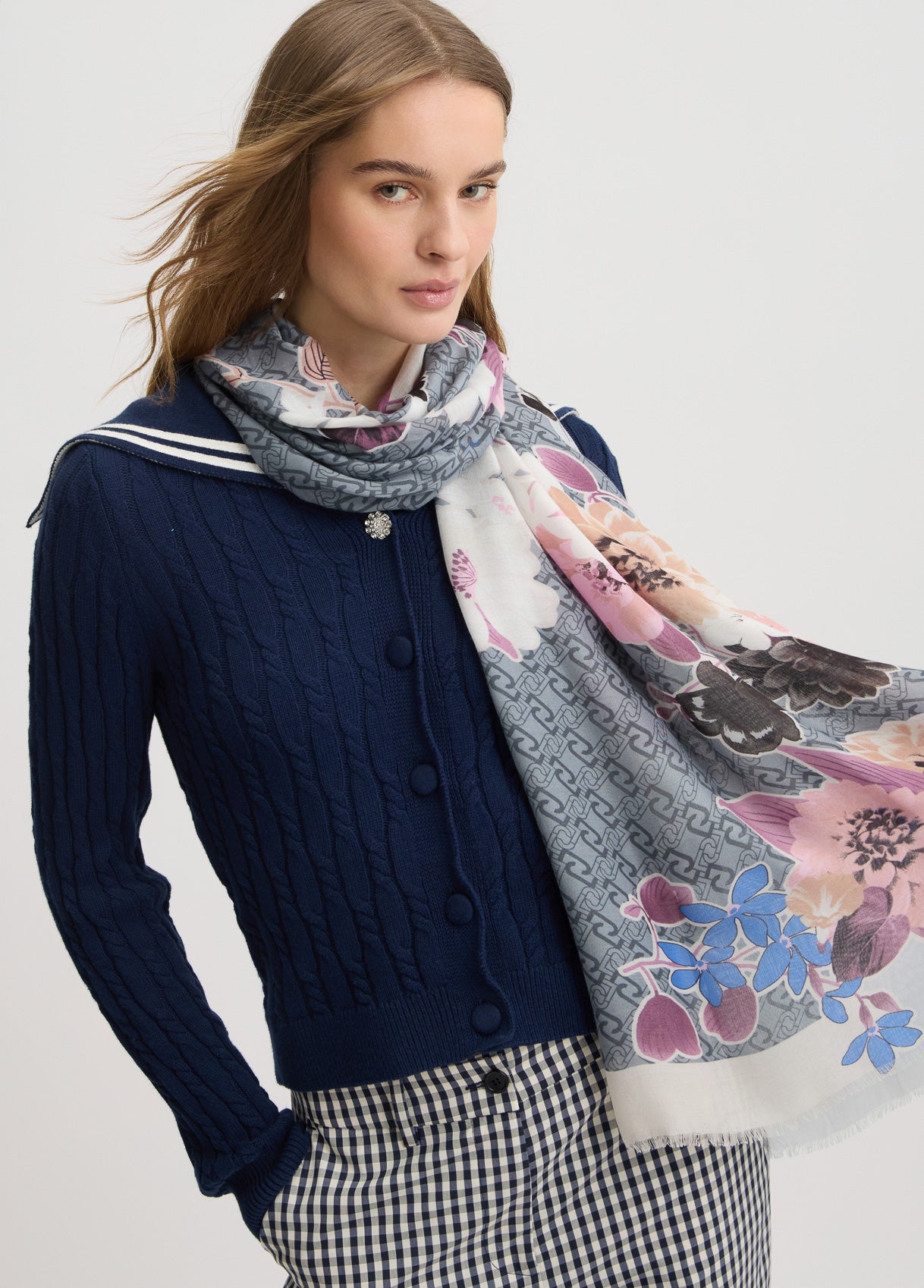 Foulard Donna Liu Jo con Monogram e Dettagli Grafici Nero TU | Giò Fashion