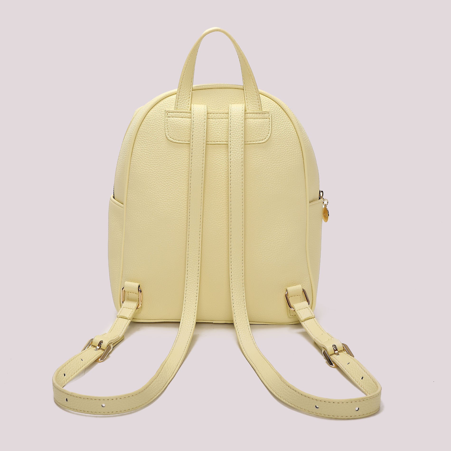 Zaino donna rosso Mimi Mua con tasca frontale e charm decorativo