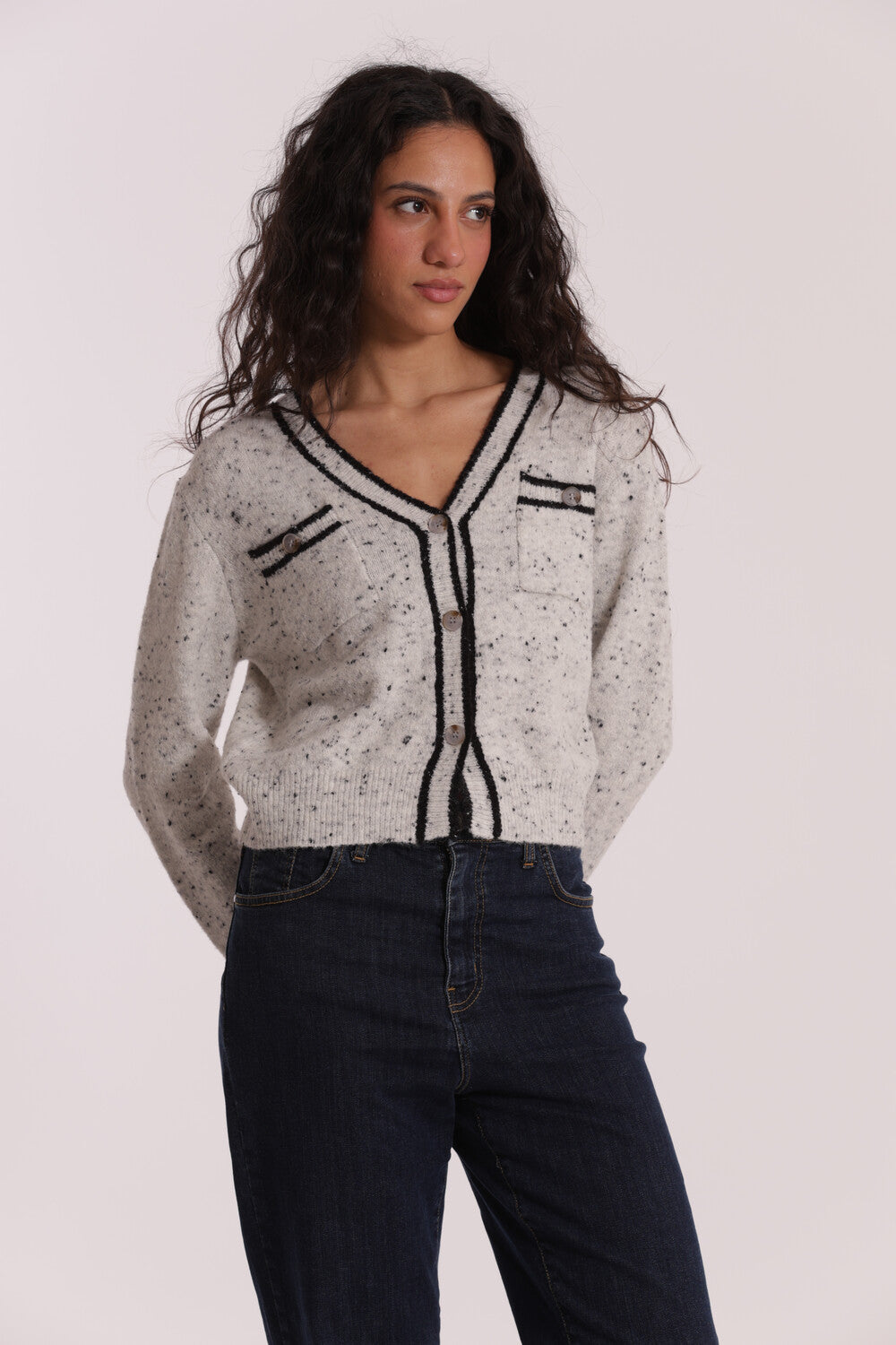 Cardigan Mimi Mua con bottoni e dettagli a contrasto