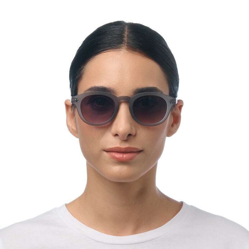 OKKIA Milano Occhiali da Sole Unisex con Lenti Sfumate e Protezione UV400