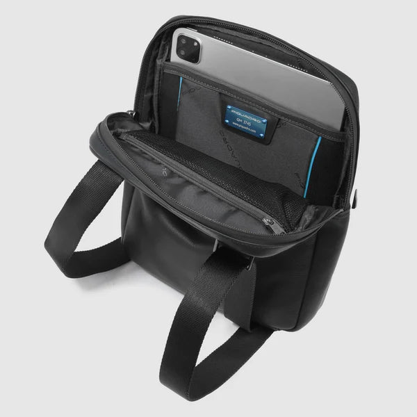Borsello Uomo Piquadro in Pelle Porta iPad® con Tracolla – CA1816UB00