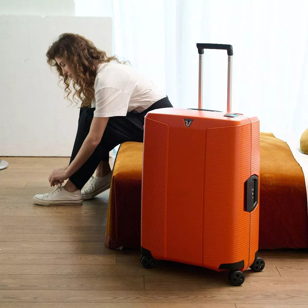 Trolley Cabina Roncato Modulight con 4 Ruote e Lucchetto TSA