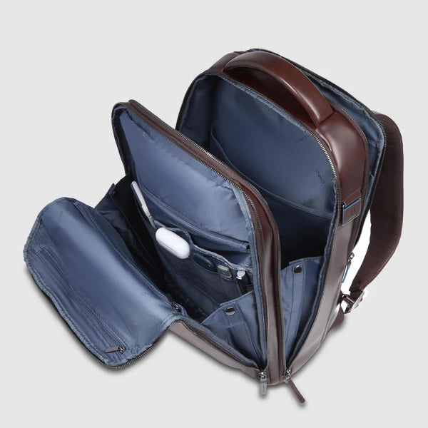 Zaino Piquadro porta PC con organizer interno e stile business MOGANO TU | Giò Fashion