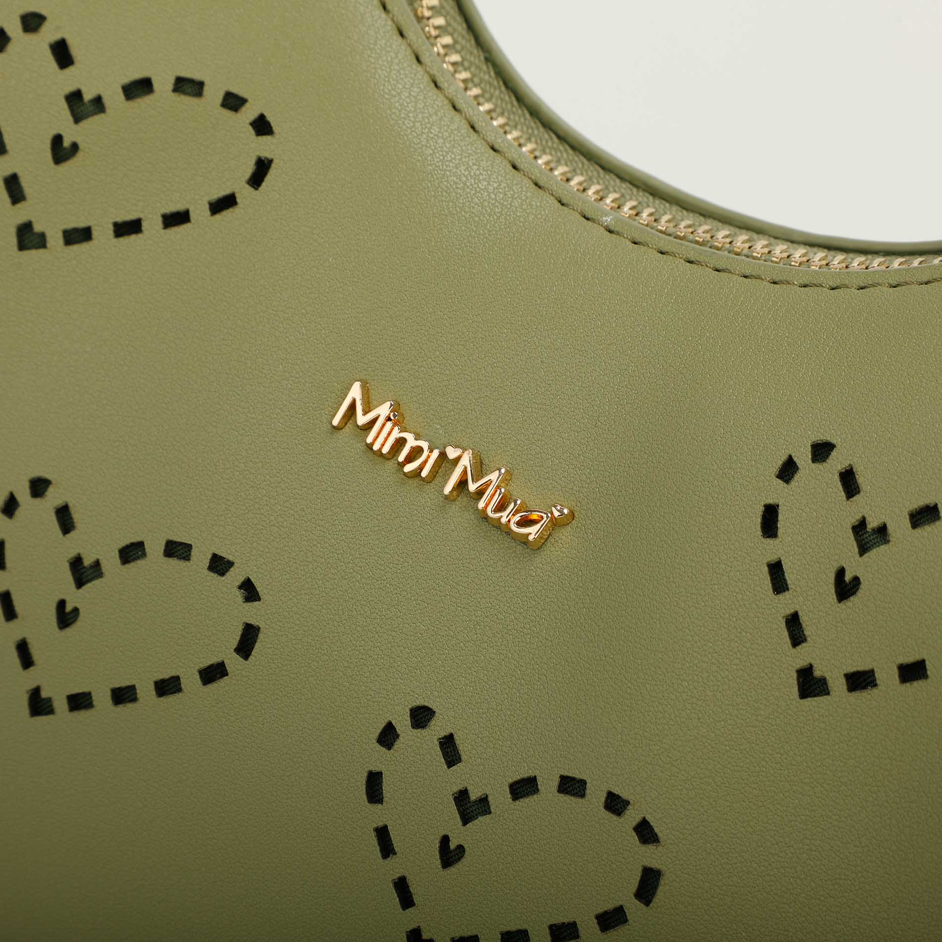 Mimi Mua Borsa a Spalla con Motivo Cuori Traforati