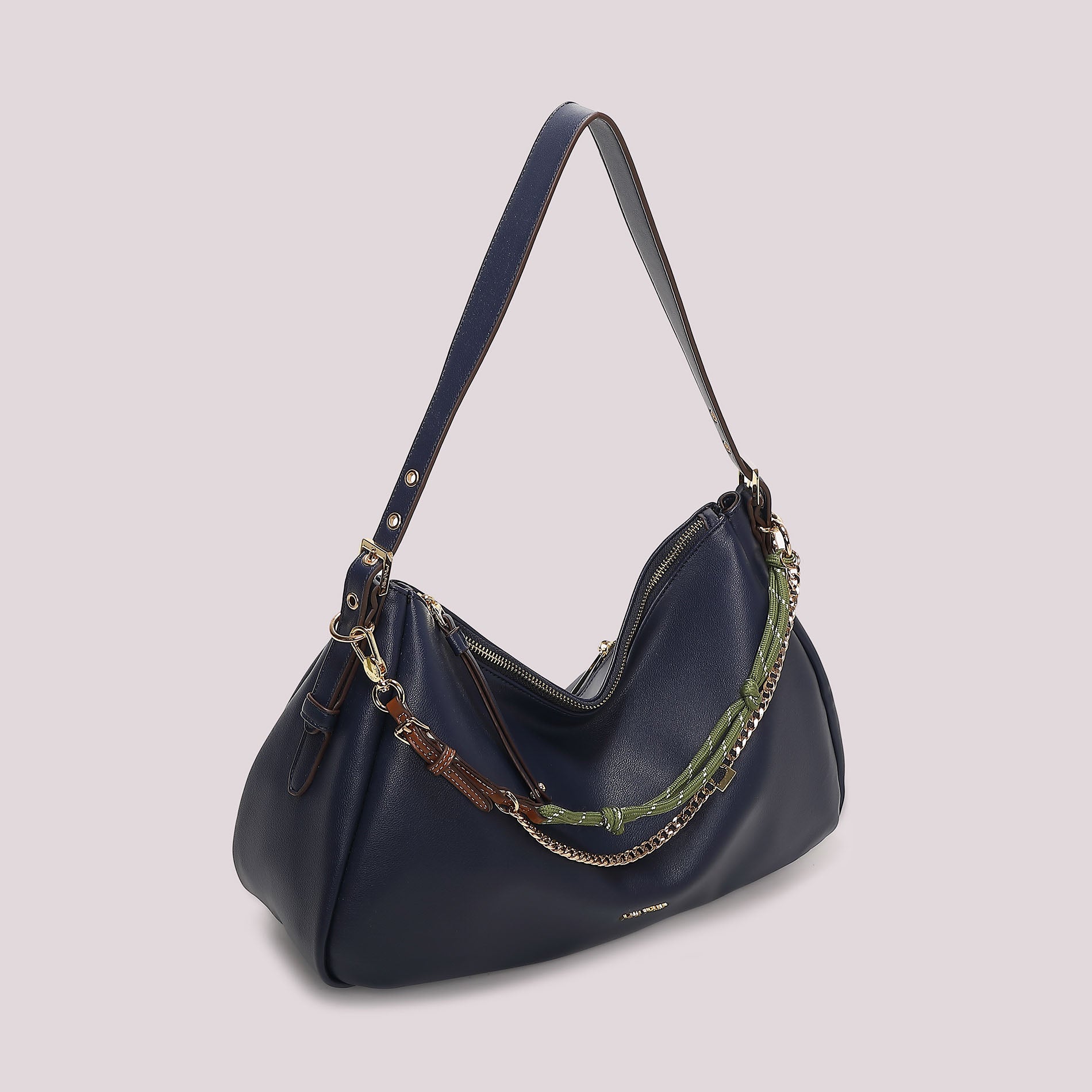 Mimi Mua borsa a spalla con catena decorativa e dettagli pendenti BLU TU | Giò Fashion