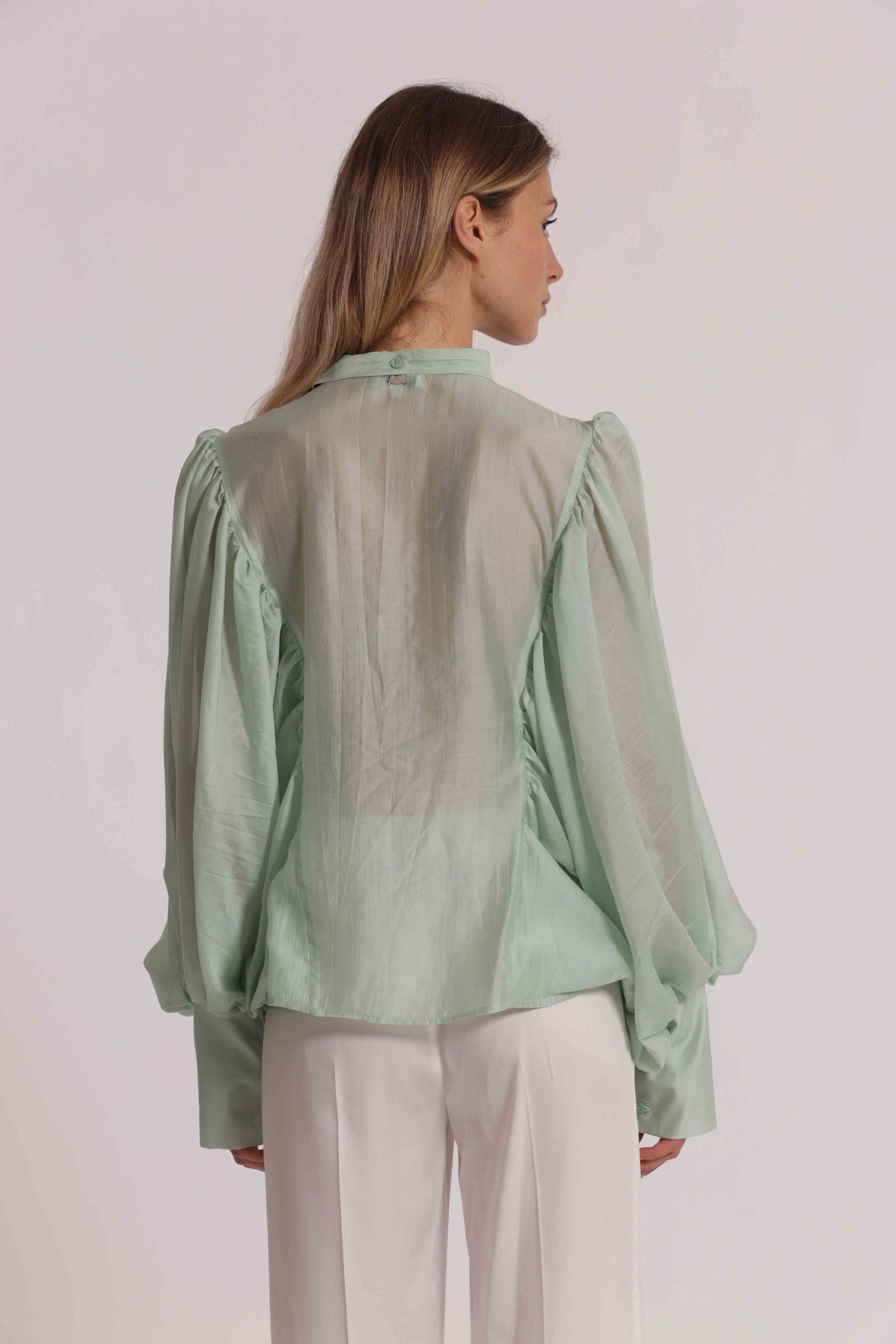 Blusa donna Mimi Mua con fiocco al collo e maniche ampie dal design elegante CELESTE S | Giò Fashion