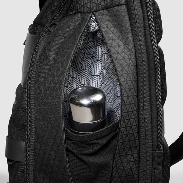 Zaino Piquadro espandibile porta PC e tablet con organizer interno Nero TU | Giò Fashion