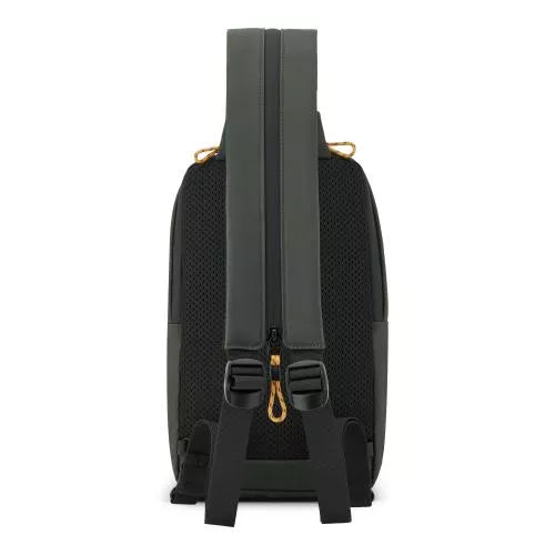 Zaino monospalla compatto con tasche e design funzionale urbano VERDE M TU | Giò Fashion