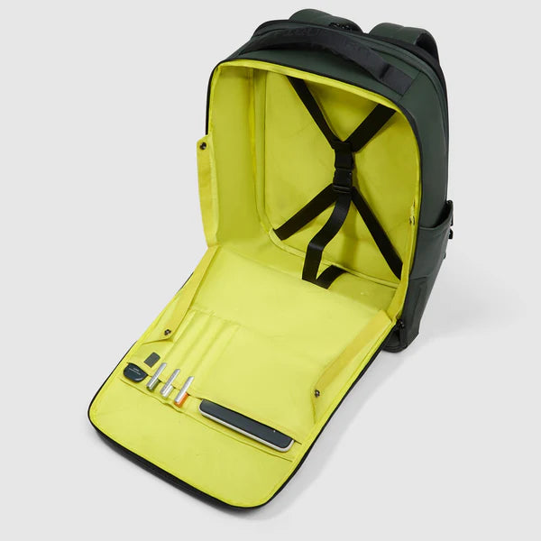 Zaino Piquadro tecnico porta PC e tablet con tasca frontale Verde TU | Giò Fashion