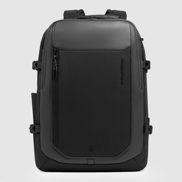 Zaino Piquadro porta PC 15.6 multifunzione con comparto viaggio e organizzazione smart NERO TU | Giò Fashion