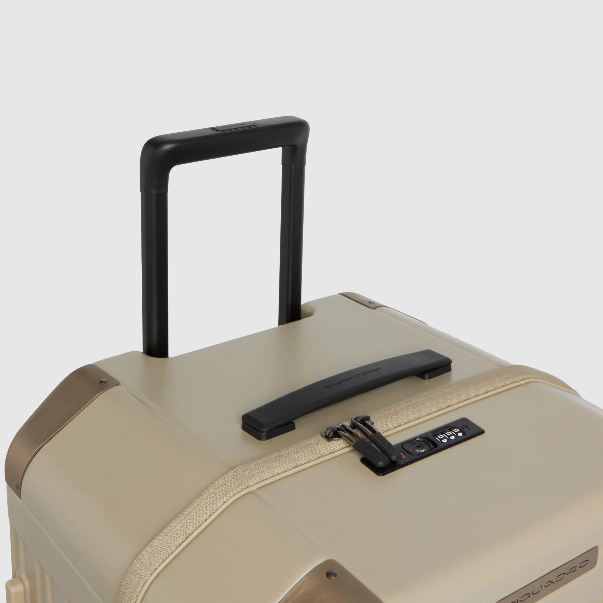 Piquadro Trolley Rigido Trunk PQ-Light Beige Opaco con 4 Ruote e Lucchetto TSA