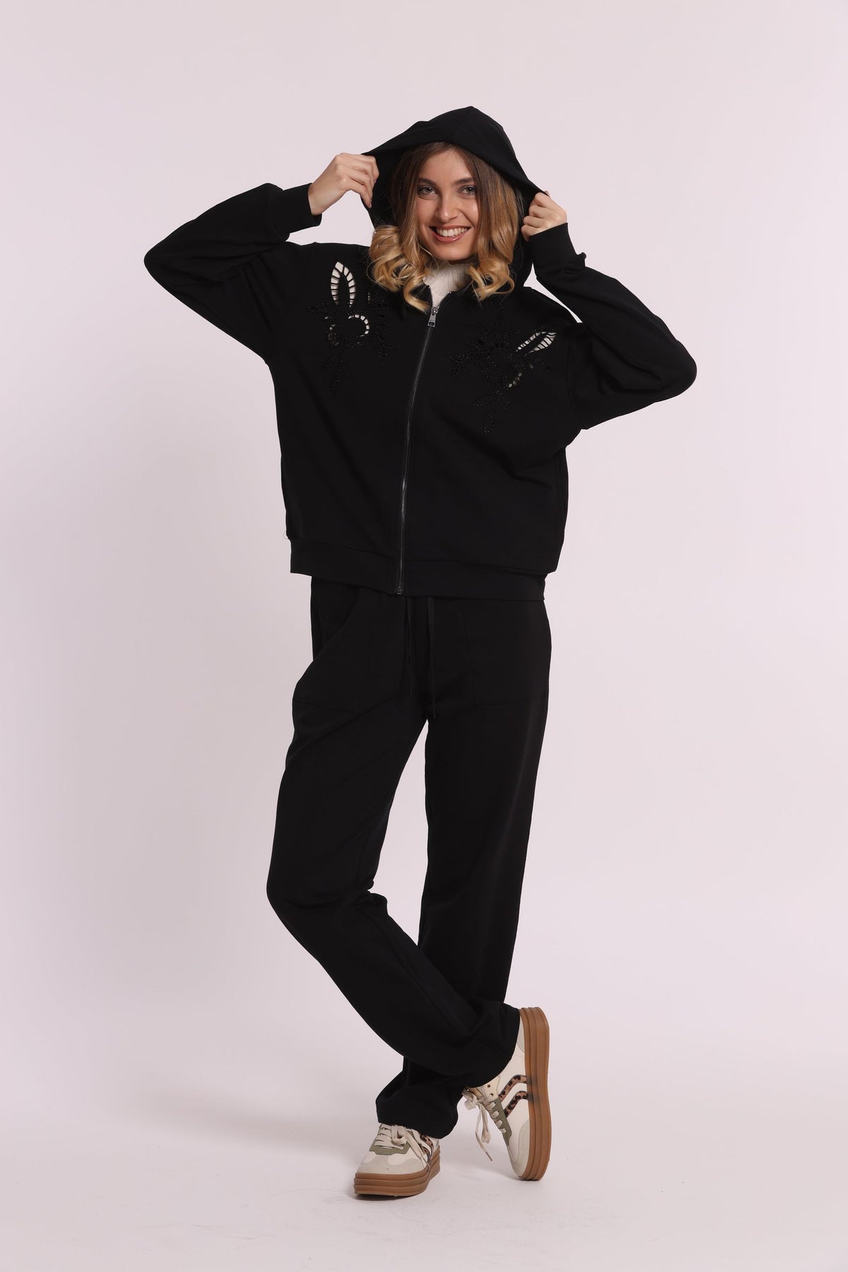 Felpa Donna Mimi Mua con Zip, Dettagli Traforati e Strass
