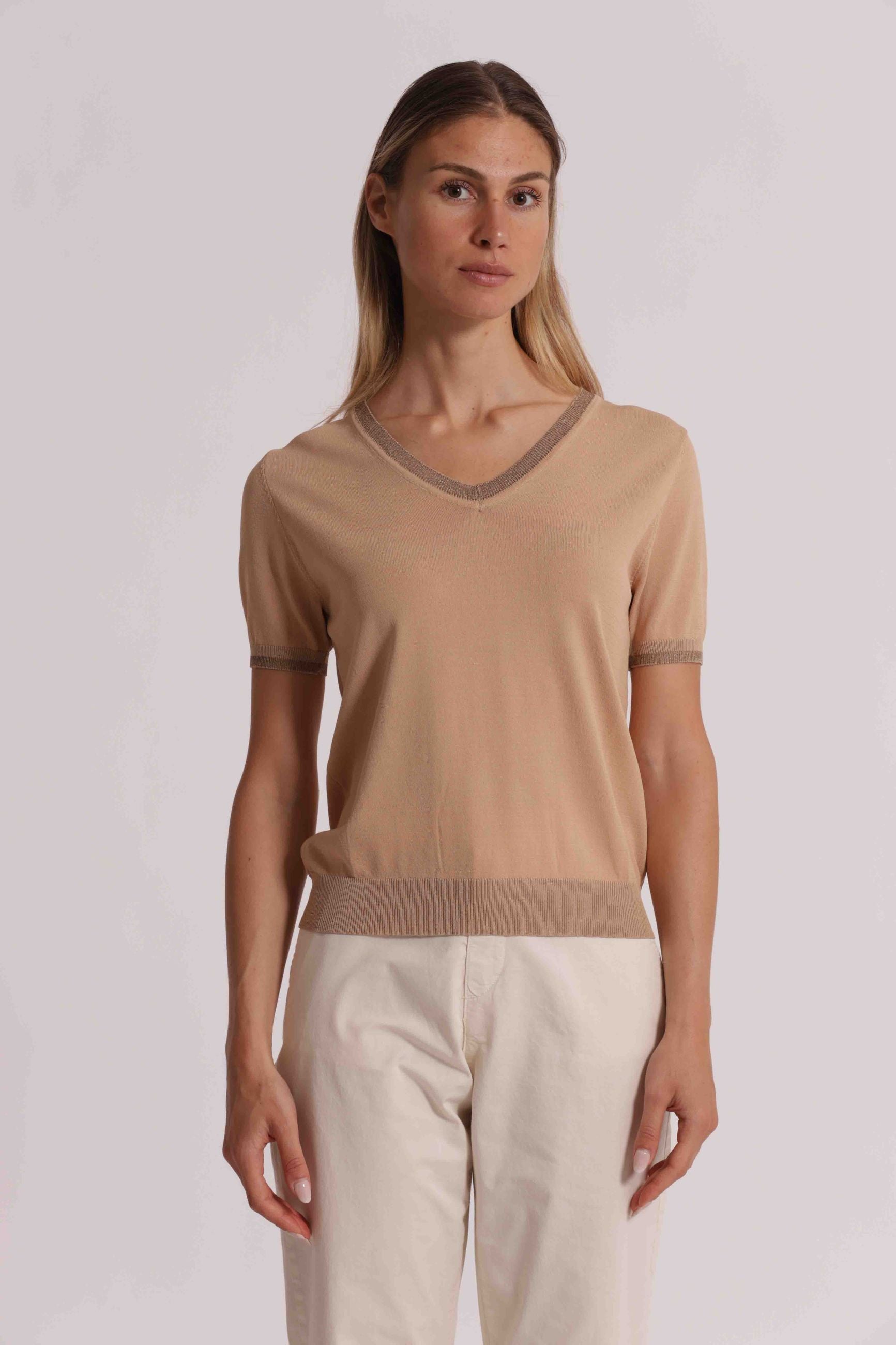 Maglia donna Mimi Mua scollo a V manica corta linea essenziale elegante Cammello S | Giò Fashion